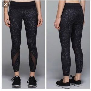 Lululemon Inspire Tight in Star Crushed Coal Black